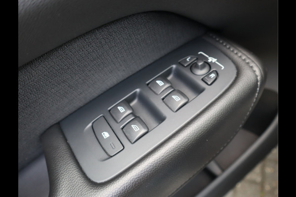 Volvo XC60 2.0 T5 Momentum Pro / Trekhaak