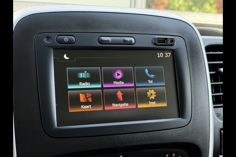 Renault Trafic 2.0 dCi 120 PK / L1H1 / 20.550 KM !!! / 2x SCHUIFDEUR / TREKHAAK / AIRCO / CRUISE / NAVI / LED