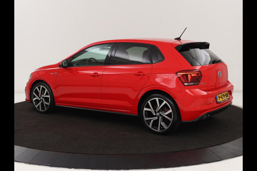 Volkswagen Polo 2.0 TSI GTI | Stoelverwarming | Full LED | Virtual Cockpit | Adaptive cruise | Navigatie | Climate control | Parkeerhulp