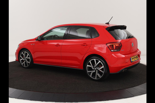 Volkswagen Polo 2.0 TSI GTI | Stoelverwarming | Full LED | Virtual Cockpit | Adaptive cruise | Navigatie | Climate control | Parkeerhulp