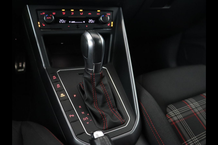 Volkswagen Polo 2.0 TSI GTI | Stoelverwarming | Full LED | Virtual Cockpit | Adaptive cruise | Navigatie | Climate control | Parkeerhulp