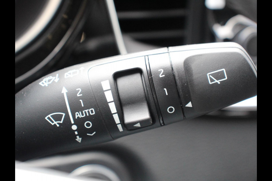 Kia Xceed 1.6 GDi PHEV DynamicLine | Navigatie | Camera | Climate Control | Cruise control adaptive | Lane assist | Lichtmetalen Velgen | Stoelverwarming