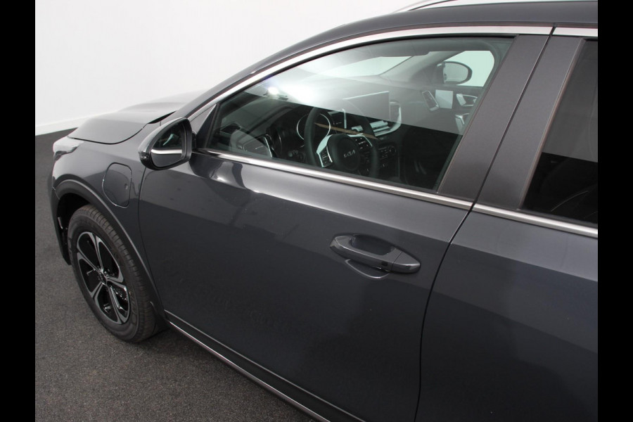 Kia Xceed 1.6 GDi PHEV DynamicLine | Navigatie | Camera | Climate Control | Cruise control adaptive | Lane assist | Lichtmetalen Velgen | Stoelverwarming