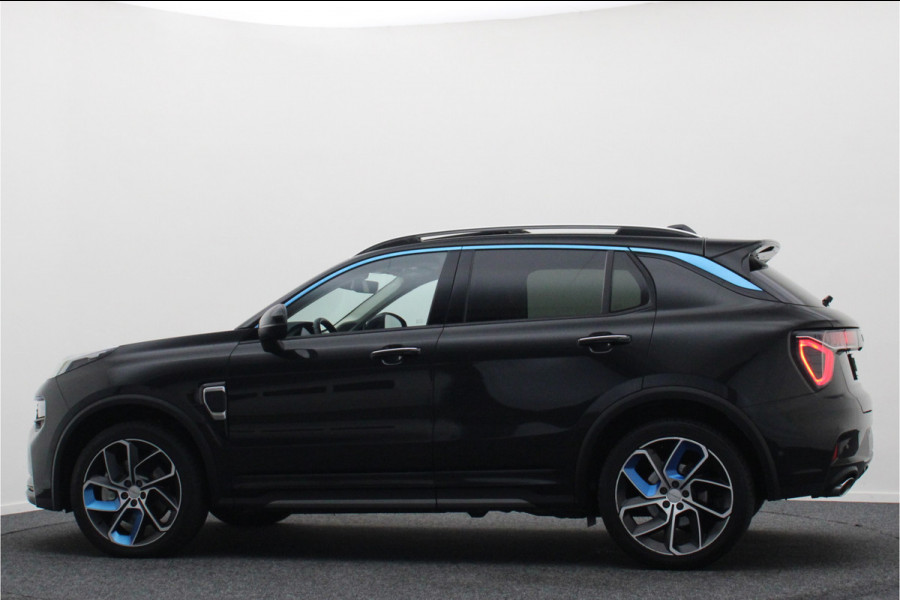 Lynk & Co 01 1.5 Plug-in Hybrid Automaat 360° Camera, Panoramadak, ACC, Keyless, Navigatie, PDC, LED, 20''