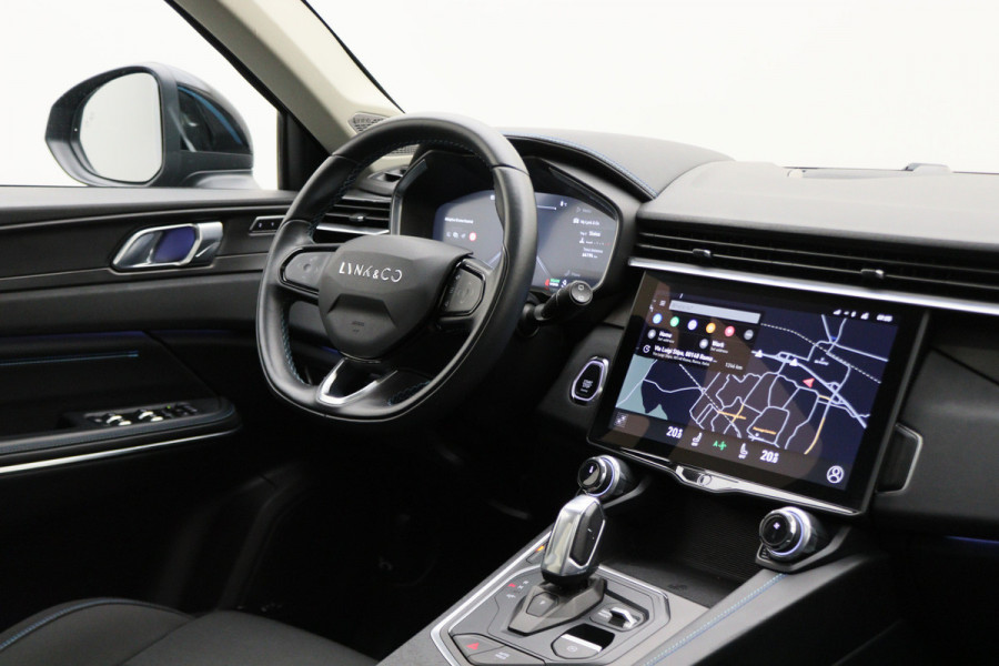 Lynk & Co 01 1.5 Plug-in Hybrid Automaat 360° Camera, Panoramadak, ACC, Keyless, Navigatie, PDC, LED, 20''