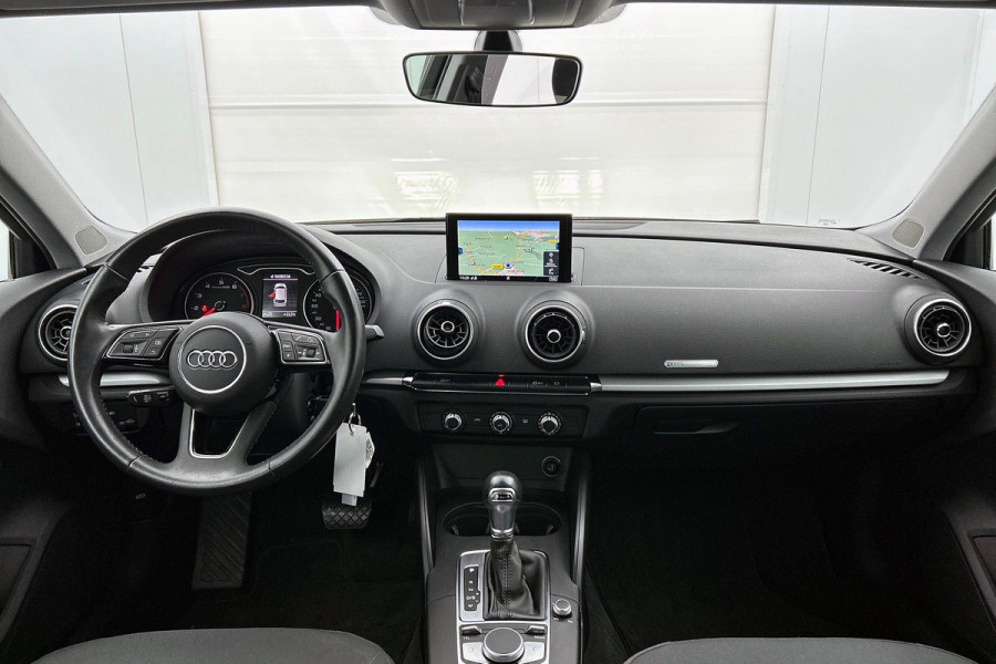 Audi A3 Sportback 30 TFSI Pro Line | Automaat | NL-Auto | 1e eig | Goed onderH | Adaptive Cruise Control | Parkeerhulp | ETC