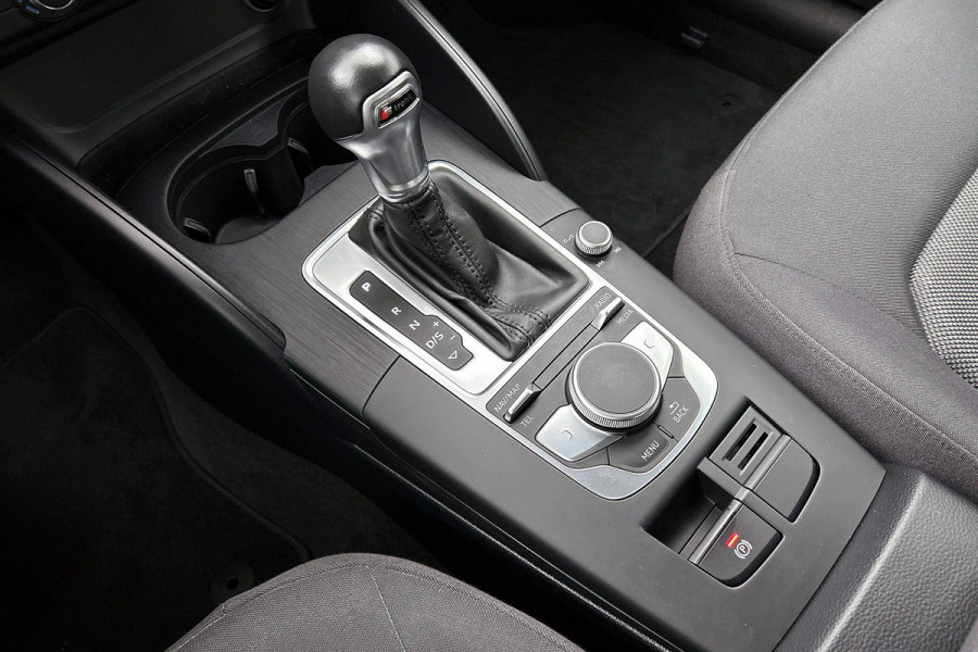 Audi A3 Sportback 30 TFSI Pro Line | Automaat | NL-Auto | 1e eig | Goed onderH | Adaptive Cruise Control | Parkeerhulp | ETC