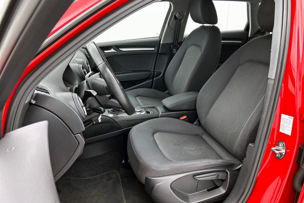 Audi A3 Sportback 30 TFSI Pro Line | Automaat | NL-Auto | 1e eig | Goed onderH | Adaptive Cruise Control | Parkeerhulp | ETC
