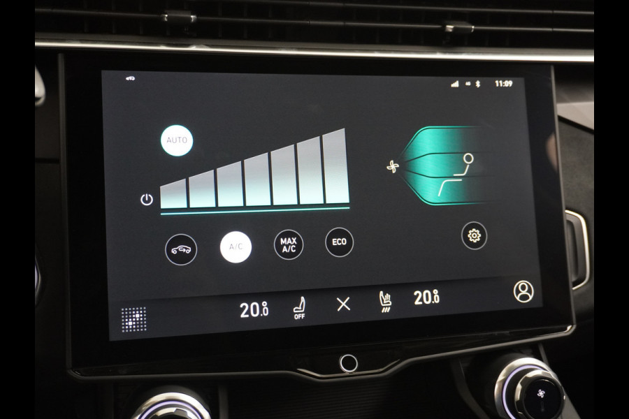 Lynk & Co 01 1.5 PHEV AUT-7 261pk Pano-Schuif-K-dak 20" 360°Camera Apple Carplay Android Auto Adaptive-Cruise Navi Pdc Ecc Keyless Led Plug-I Elek.Memory.Stoel File assistent Dodehoek detector Elektrisch bedienbare achterklep Rijstrooksensor Wifi Verkeersbord detectie 425Nm koppel 3,7kw laadvermogen A-label Euro 6 Hybride Benzine/Elektrisch rijden tot ca.69km 1.800kg trekvermogen
