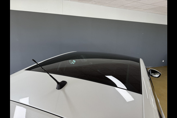 Peugeot 308 1.2 PureTech Allure | Panoramadak | Camera