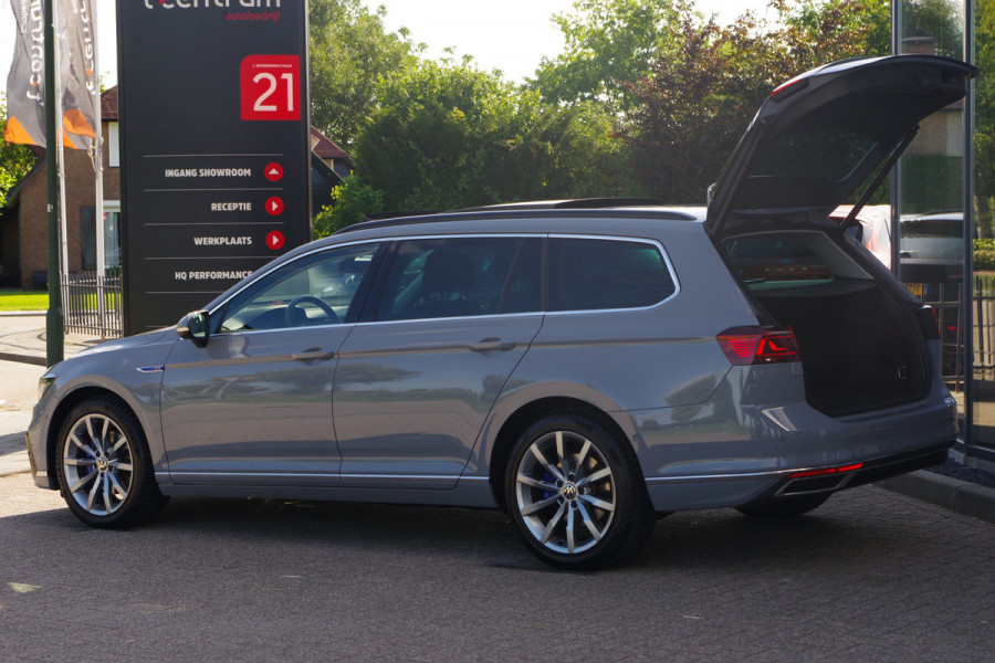 Volkswagen Passat Variant 1.4 TSI PHEV GTE 218 PK BNS, Panoramadak, Trekhaak, 18" LM, Adap. LED, Keyless, 360 Camera, Massage