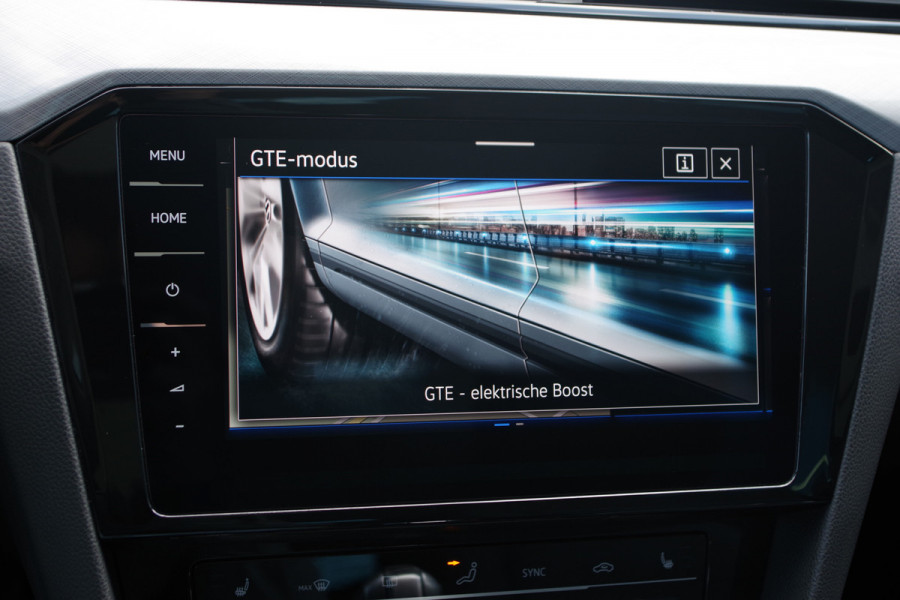 Volkswagen Passat Variant 1.4 TSI PHEV GTE 218 PK BNS, Panoramadak, Trekhaak, 18" LM, Adap. LED, Keyless, 360 Camera, Massage
