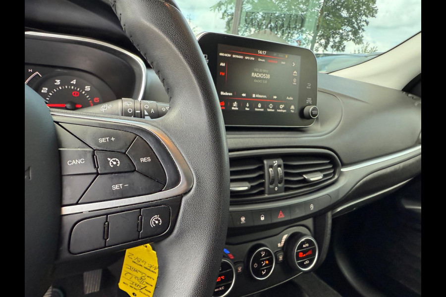 Fiat Tipo Stationwagon 1.4 T-Jet 16v Business - Navi - Leder - Climate - Org.NL