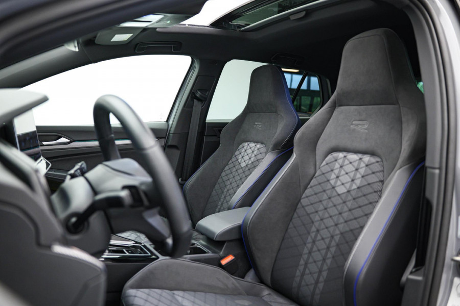 Volkswagen Golf 1.5 eTSI R-Line Edition |NWE MODEL|Pano|3xR-Line|360Cam|HUD|IQ|