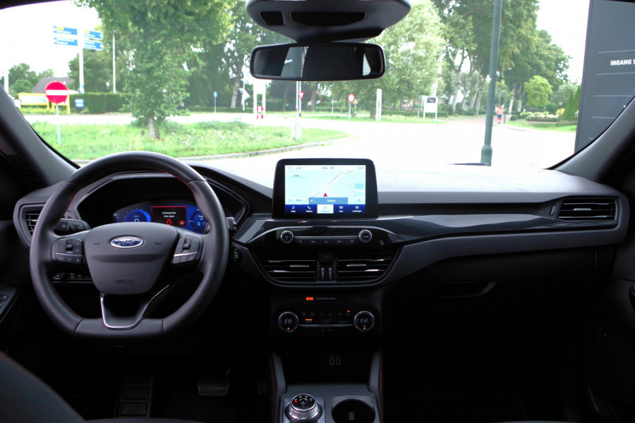 Ford Kuga 2.5 PHEV ST-Line 225 PK, Panoramadak, Climate Control, Camera, Cruise Control