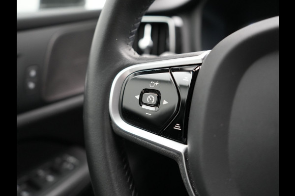 Volvo V60 T6 Twin Engine AWD Momentum Pro Plug In Hybrid 340pk Dealer O.H PHEV | Adaptive Cruise | Harman Kardon | Lederen Sportstoelen | Camera | Pilot Assist | Apple Carplay | Navigatie | Blis | Virtual | DAB