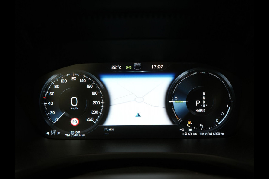 Volvo V60 T6 Twin Engine AWD Momentum Pro Plug In Hybrid 340pk Dealer O.H PHEV | Adaptive Cruise | Harman Kardon | Lederen Sportstoelen | Camera | Pilot Assist | Apple Carplay | Navigatie | Blis | Virtual | DAB