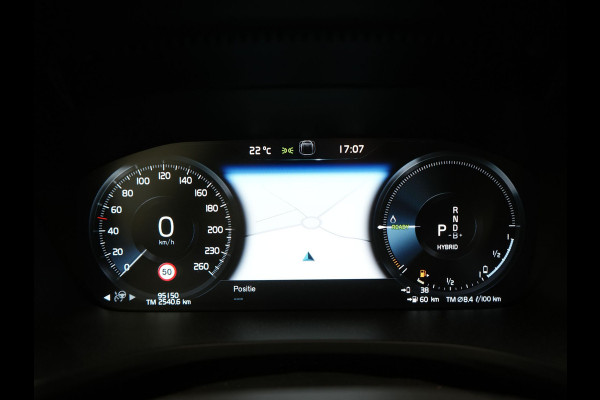 Volvo V60 T6 Twin Engine AWD Momentum Pro Plug In Hybrid 340pk Dealer O.H PHEV | Adaptive Cruise | Harman Kardon | Lederen Sportstoelen | Camera | Pilot Assist | Apple Carplay | Navigatie | Blis | Virtual | DAB