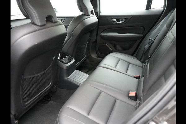 Volvo V60 T6 Twin Engine AWD Momentum Pro Plug In Hybrid 340pk Dealer O.H PHEV | Adaptive Cruise | Harman Kardon | Lederen Sportstoelen | Camera | Pilot Assist | Apple Carplay | Navigatie | Blis | Virtual | DAB