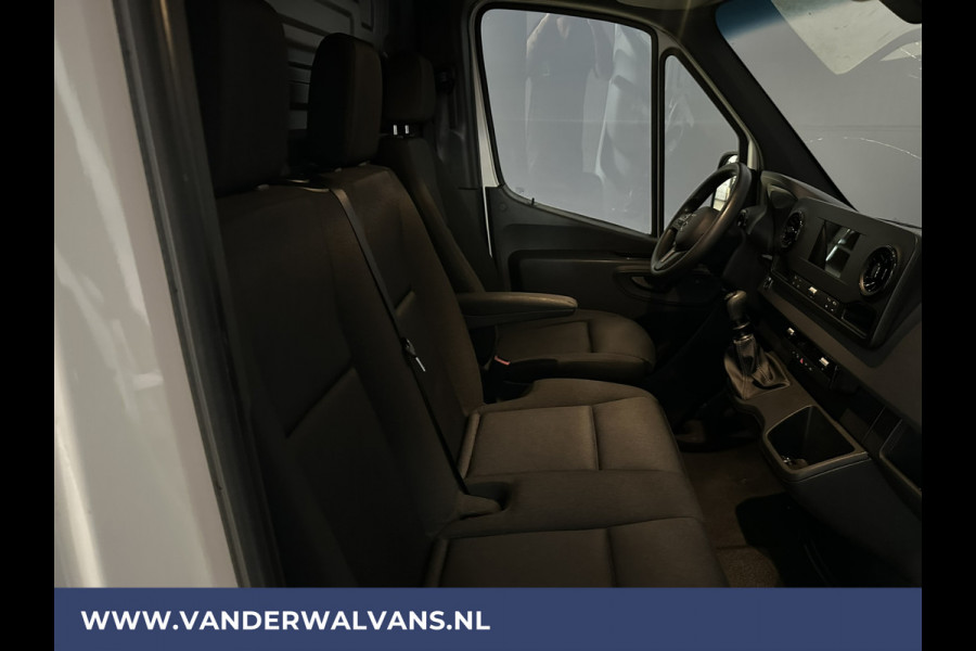 Mercedes-Benz Sprinter 315 CDI 150pk L3H2 Euro6 Airco | 360 graden Camera | Navigatie | Apple Carplay | Android Auto Cruisecontrol, Chauffeursstoel, Parkeersensoren, Stoelverwarming, Bijrijdersbank