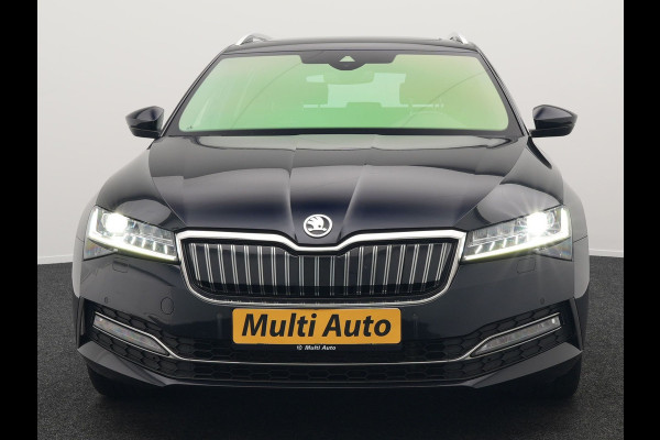 Škoda Superb Combi 1.4 TSI iV Lauren & Klement Plug In Hybrid 218pk Dealer O.H PHEV | Panodak | Adaptive Cruise | Camera | Lederen Sportstoelen Memory & Ventilatie |  Crystal LED | Apple Carplay | Lane Assist | Stoelverwarming | Navigatie |  DAB |