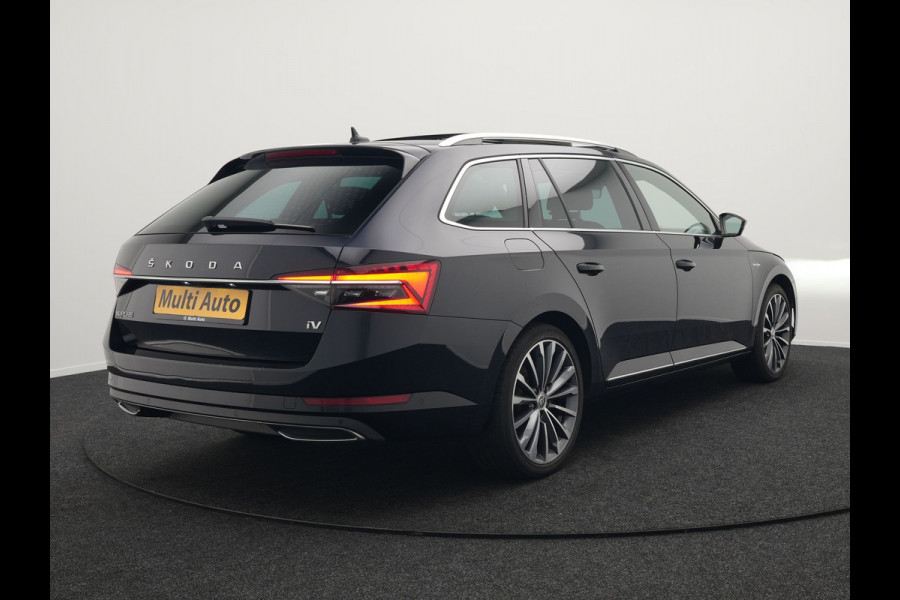 Škoda Superb Combi 1.4 TSI iV Lauren & Klement Plug In Hybrid 218pk Dealer O.H PHEV | Panodak | Adaptive Cruise | Camera | Lederen Sportstoelen Memory & Ventilatie |  Crystal LED | Apple Carplay | Lane Assist | Stoelverwarming | Navigatie |  DAB |