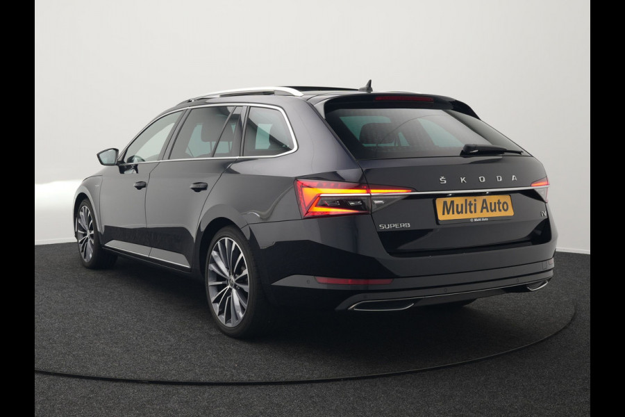 Škoda Superb Combi 1.4 TSI iV Lauren & Klement Plug In Hybrid 218pk Dealer O.H PHEV | Panodak | Adaptive Cruise | Camera | Lederen Sportstoelen Memory & Ventilatie |  Crystal LED | Apple Carplay | Lane Assist | Stoelverwarming | Navigatie |  DAB |