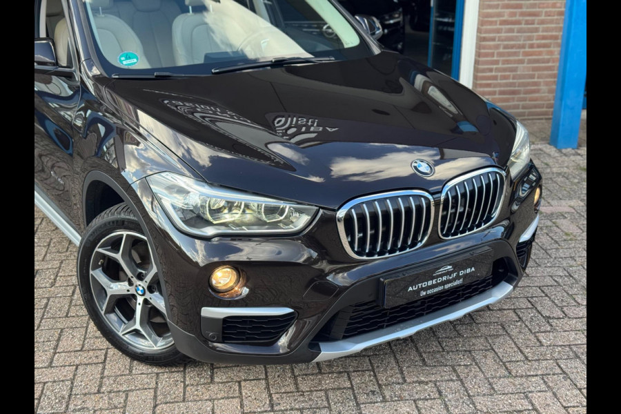 BMW X1 XDrive25i High Executive 2017 AUT PANO NAVI LEDER NAP