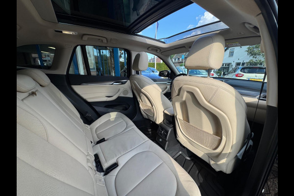 BMW X1 XDrive25i High Executive 2017 AUT PANO NAVI LEDER NAP