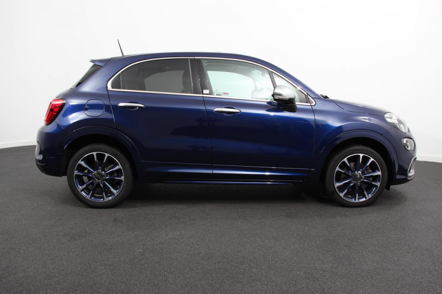 Fiat 500X Fiat 500X 1,4 Turbo 150pk Yacht Club Automaat Leder Navigatie Audio Canvas vouwdak Adaptive Cruise Control Camera Dab Led 18"Lmv Extra getint glas
