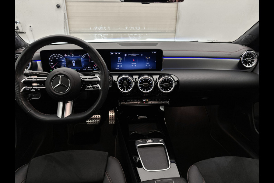 Mercedes-Benz CLA-Klasse Shooting Brake 250 e Star Edition AMG Line | Trekhaak | Nightpakket | USB pakket plus | KEYLESS GO-comfortpakket | Verwarmde stoelen vooraan | Antidiefstalpakket GUARD 360° Plus | EASY PACK achterklep | Sfeerverlichting |