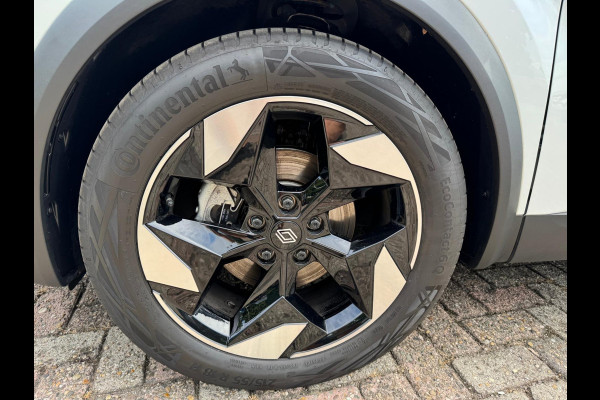 Renault Captur 1.6 E-Tech Full Hybrid 145 techno Nieuw Model! Navi / LM 17'' / camera / Apple & Android auto / P-sensoren