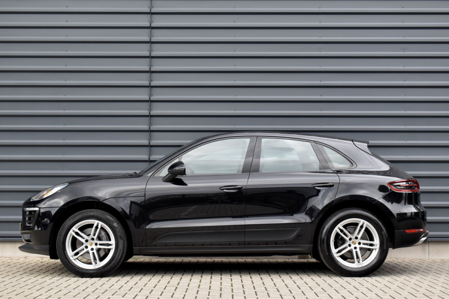 Porsche Macan 2.0 PDK | Trekhaak Elek. | Camera | Lederen Bekleding | Stoelverwarming | Lane Asist.