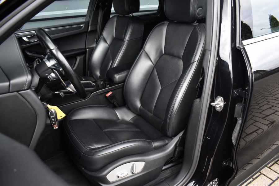 Porsche Macan 2.0 PDK | Trekhaak Elek. | Camera | Lederen Bekleding | Stoelverwarming | Lane Asist.
