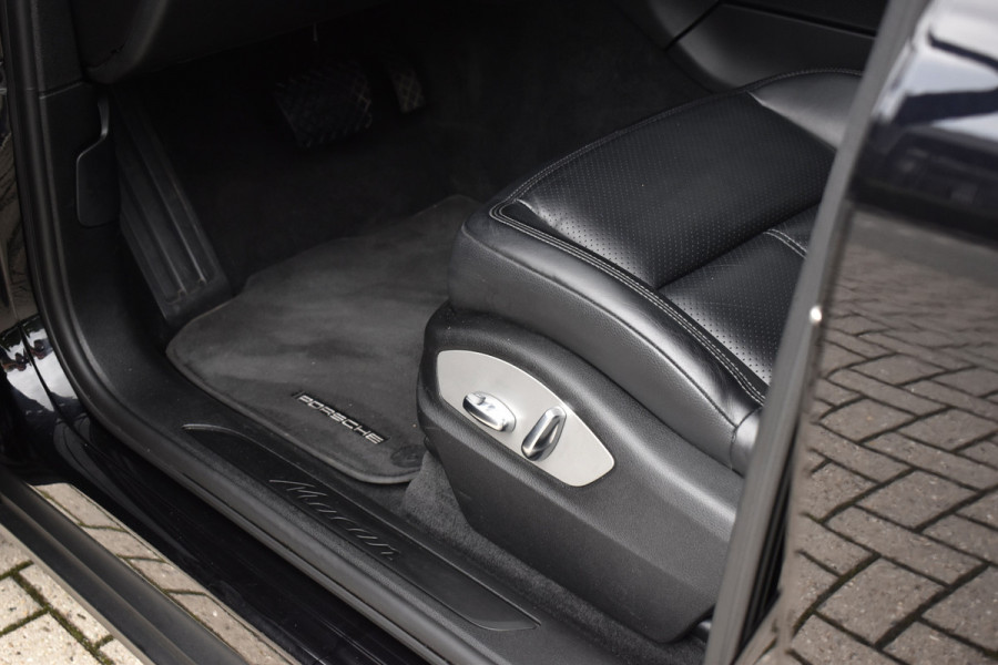Porsche Macan 2.0 PDK | Trekhaak Elek. | Camera | Lederen Bekleding | Stoelverwarming | Lane Asist.