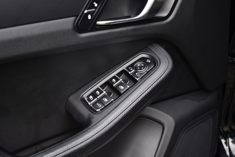 Porsche Macan 2.0 PDK | Trekhaak Elek. | Camera | Lederen Bekleding | Stoelverwarming | Lane Asist.