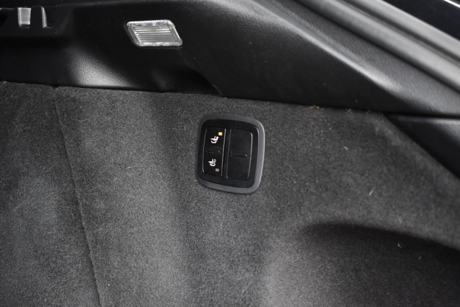 Porsche Macan 2.0 PDK | Trekhaak Elek. | Camera | Lederen Bekleding | Stoelverwarming | Lane Asist.