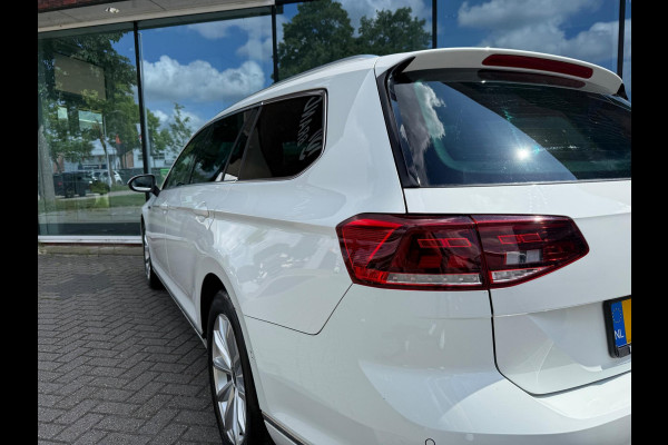 Volkswagen Passat Variant 1.4 TSI PHEV GTE Business - Automaat - Camera - Navigatie - Winterpakket