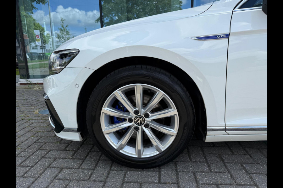 Volkswagen Passat Variant 1.4 TSI PHEV GTE Business - Automaat - Camera - Navigatie - Winterpakket