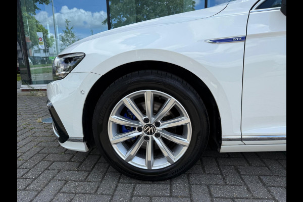 Volkswagen Passat Variant 1.4 TSI PHEV GTE Business - Automaat - Camera - Navigatie - Winterpakket