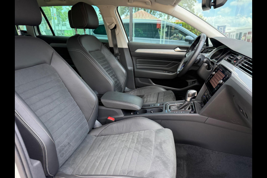 Volkswagen Passat Variant 1.4 TSI PHEV GTE Business - Automaat - Camera - Navigatie - Winterpakket