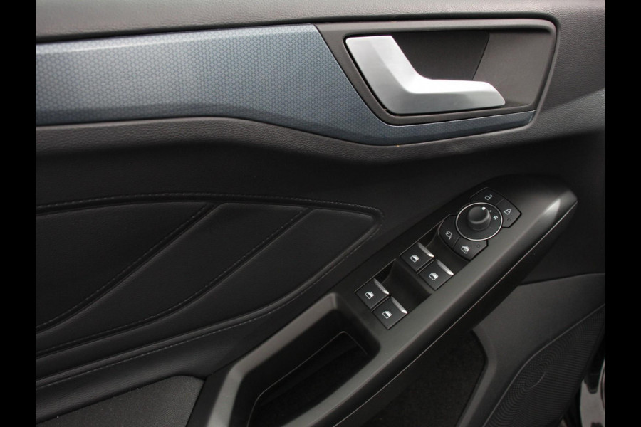 Ford Focus 1.0 EcoBoost 155pk Hybrid Automaat Active X Navigatie Climate Control Camera Parkeer sensoren B&O Dab Led Lichtmetalen velgen
