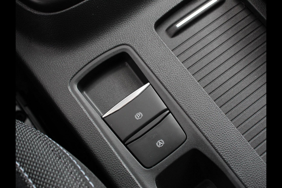 Ford Focus 1.0 EcoBoost 155pk Hybrid Automaat Active X Navigatie Climate Control Camera Parkeer sensoren B&O Dab Led Lichtmetalen velgen