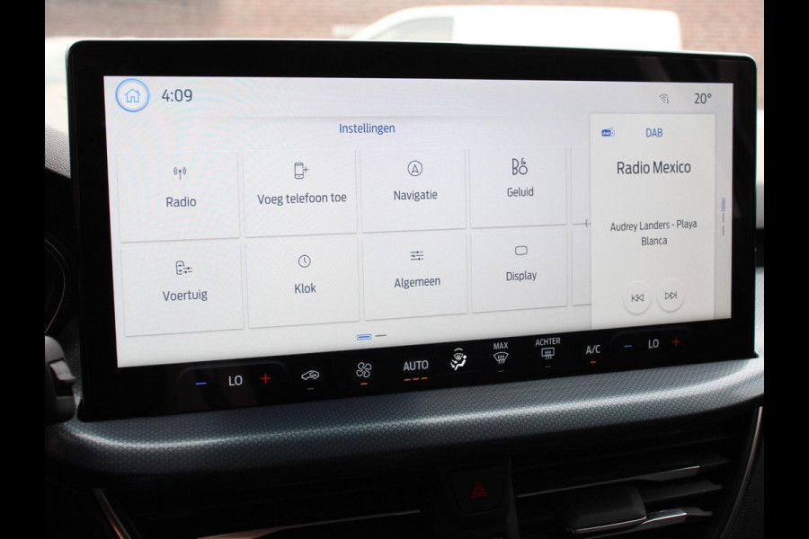 Ford Focus 1.0 EcoBoost 155pk Hybrid Automaat Active X Navigatie Climate Control Camera Parkeer sensoren B&O Dab Led Lichtmetalen velgen