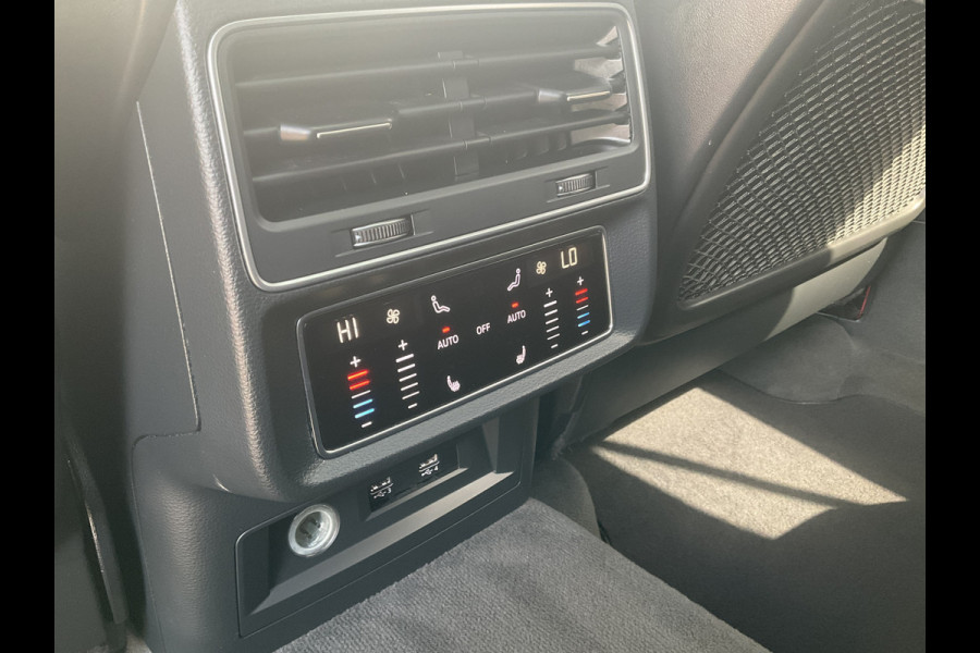 Audi Q8 50 TDI Quattro S-Line HUD Pano Elek.Trekhaak B&O 23 inch 360Cam BOMVOL!