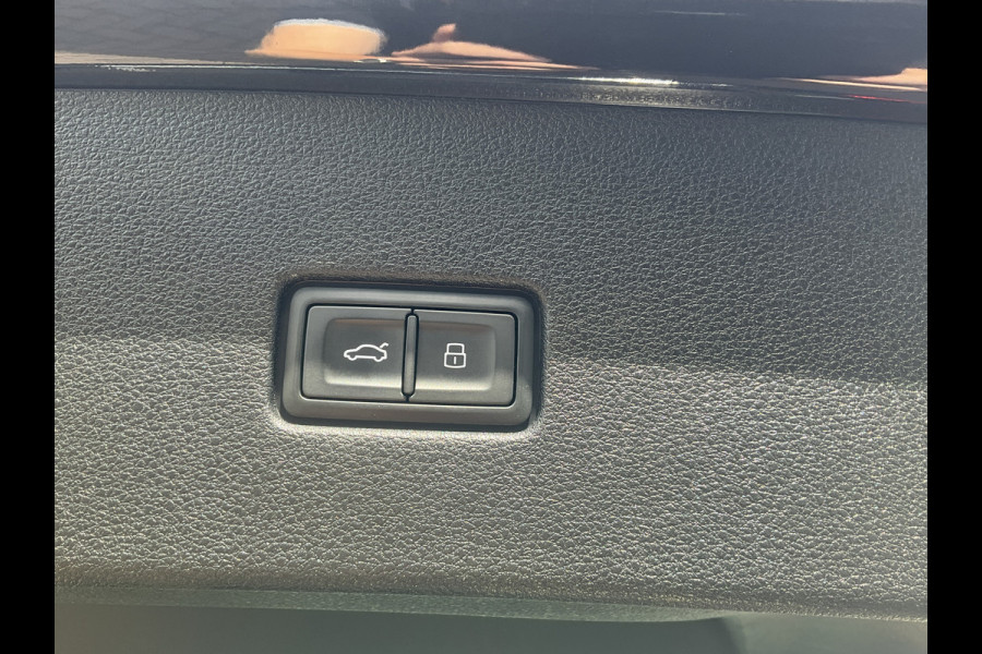Audi Q8 50 TDI Quattro S-Line HUD Pano Elek.Trekhaak B&O 23 inch 360Cam BOMVOL!