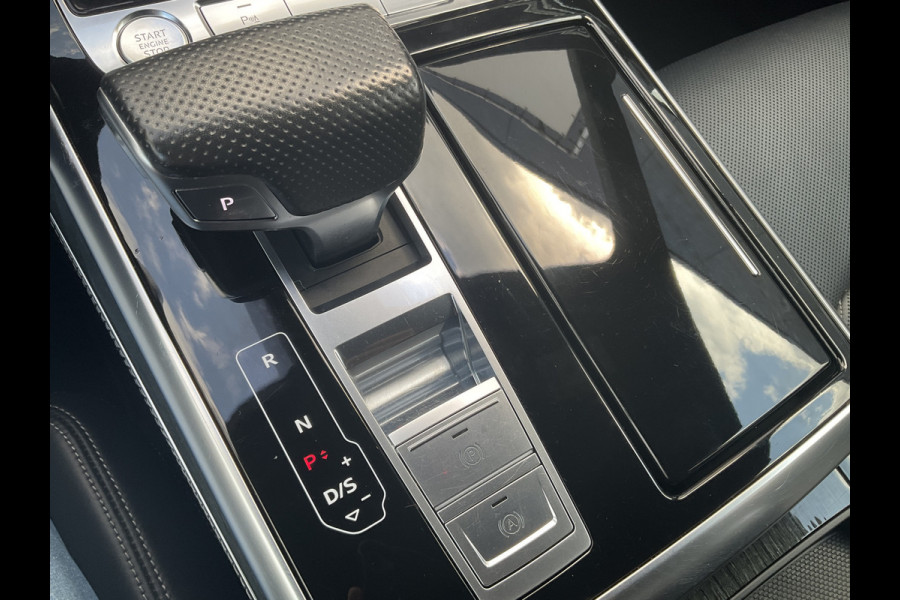 Audi Q8 50 TDI Quattro S-Line HUD Pano Elek.Trekhaak B&O 23 inch 360Cam BOMVOL!