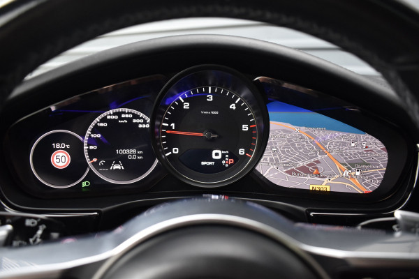 Porsche Panamera 4.0 4S 422pk | Panoramadak | 21'' Velgen | Bose | Sport Chrono | Standkachel | Camera | Comfortstoelen |