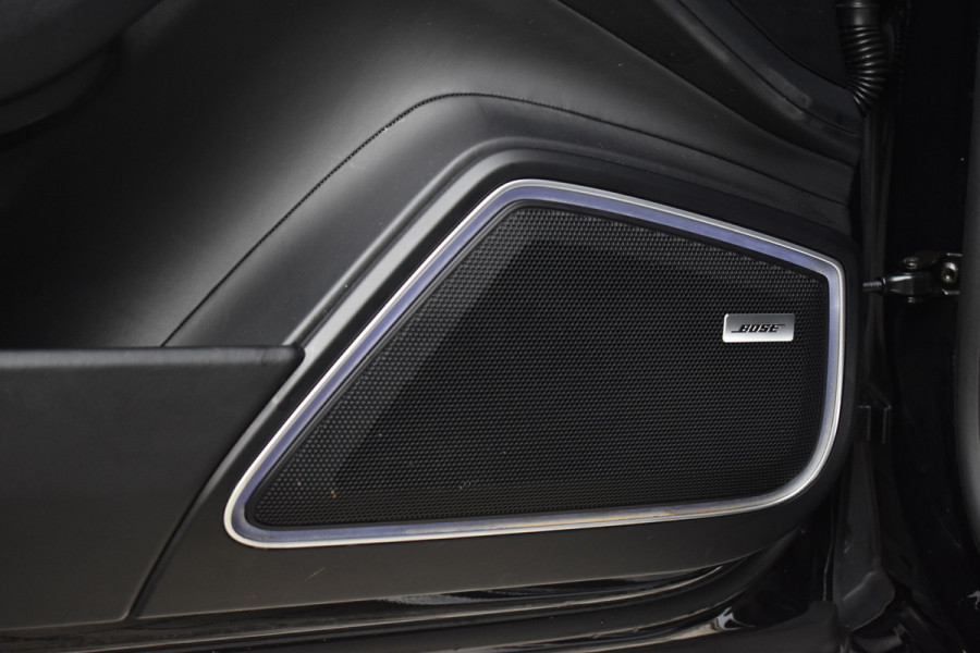 Porsche Panamera 4.0 4S 422pk | Panoramadak | 21'' Velgen | Bose | Sport Chrono | Standkachel | Camera | Comfortstoelen |