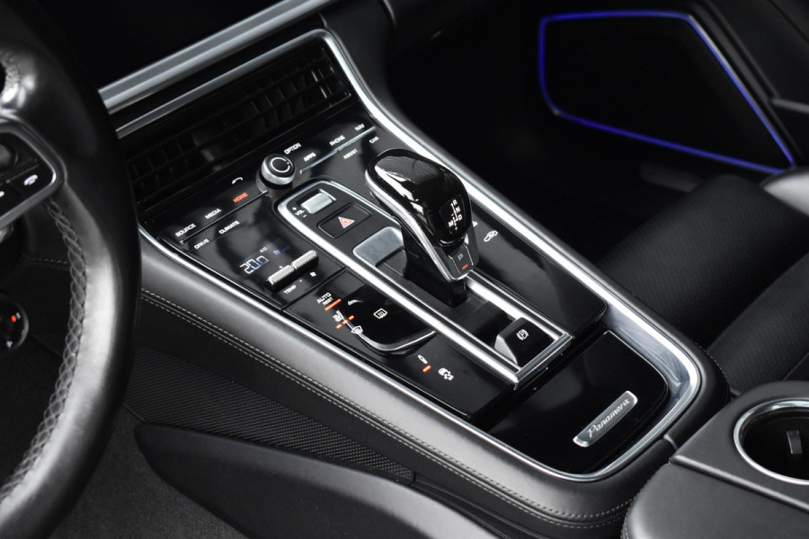 Porsche Panamera 4.0 4S 422pk | Panoramadak | 21'' Velgen | Bose | Sport Chrono | Standkachel | Camera | Comfortstoelen |
